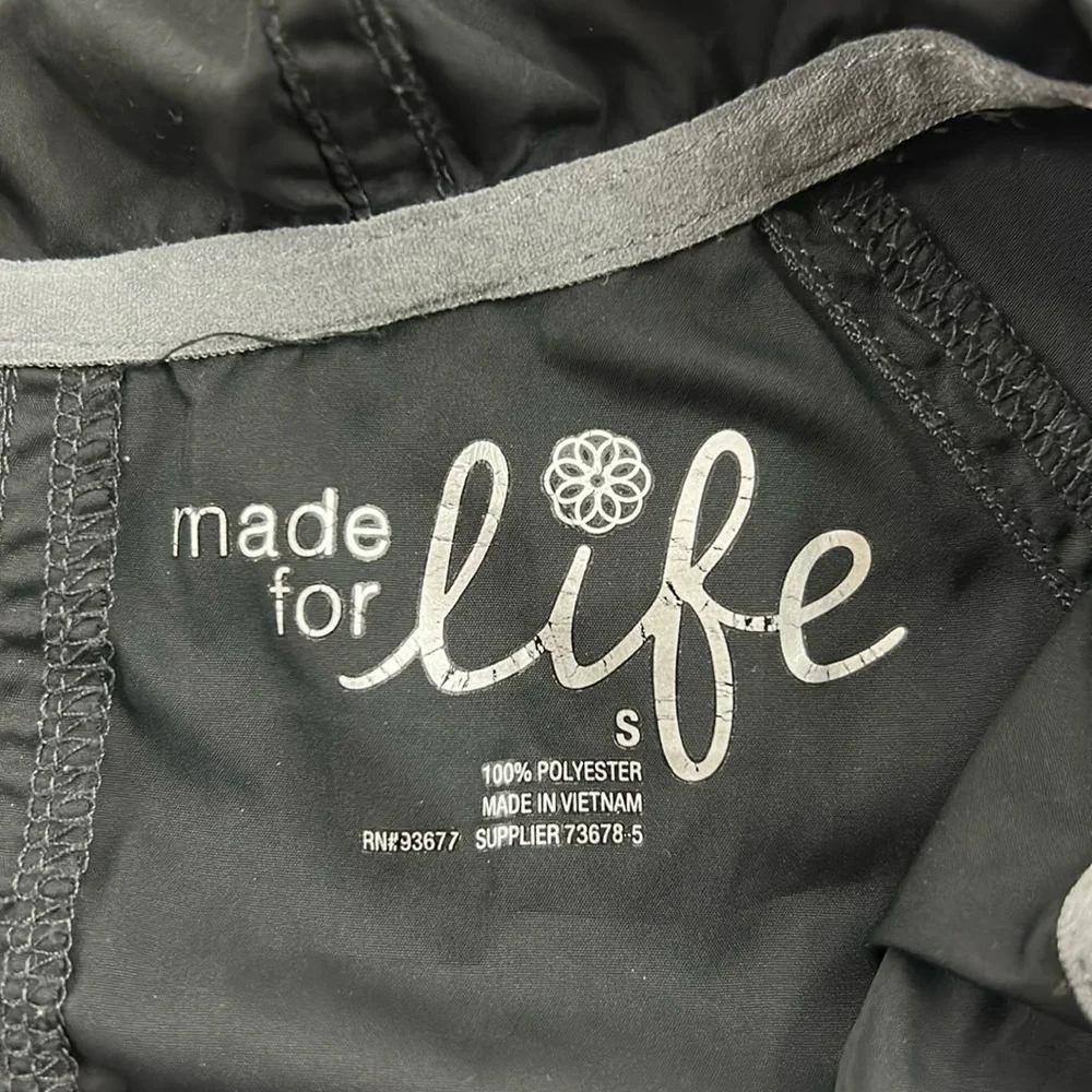 made for life sleek black